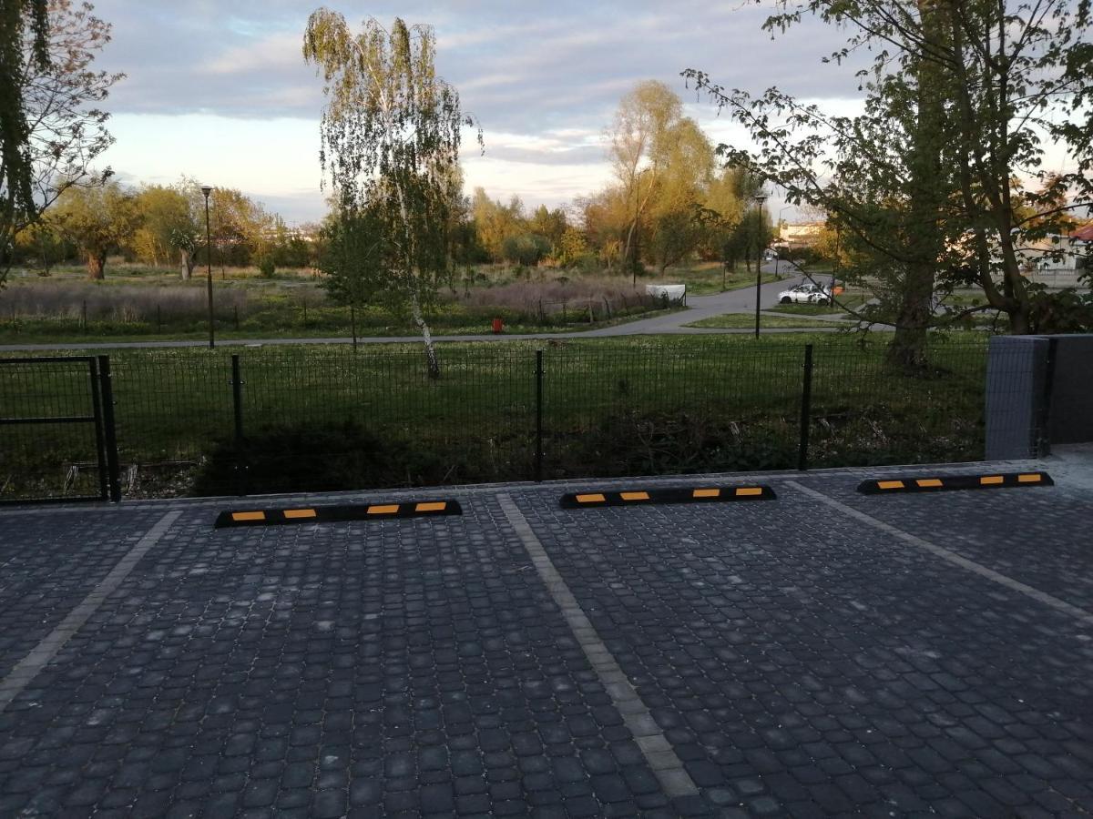 Apartamenty Przy Rynku Znin Luaran gambar