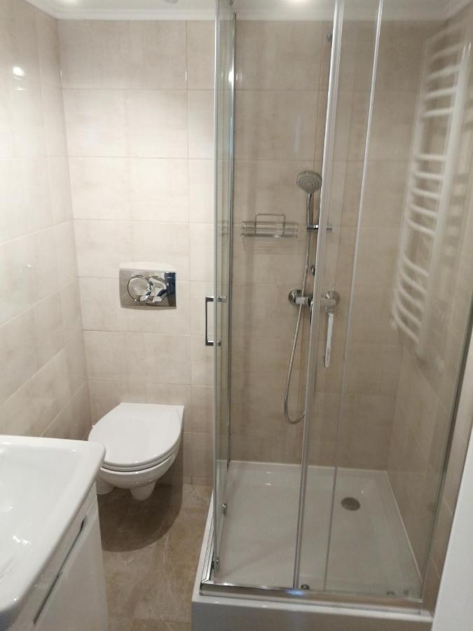 Apartamenty Przy Rynku Znin Luaran gambar
